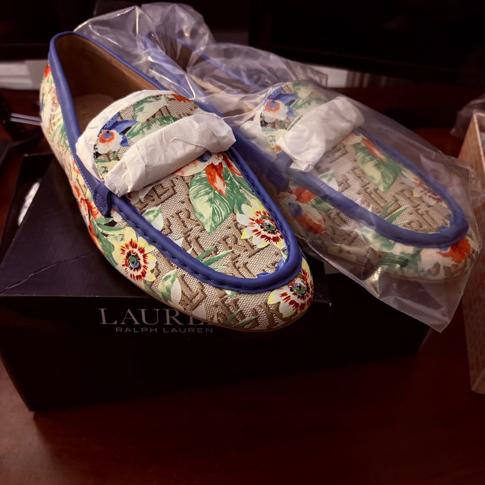 Ralph Lauren Averi II floral Monogram Jacquard Loafer New ENGLAND BLUE Size 10